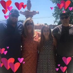 Meet your Posher, Lauri